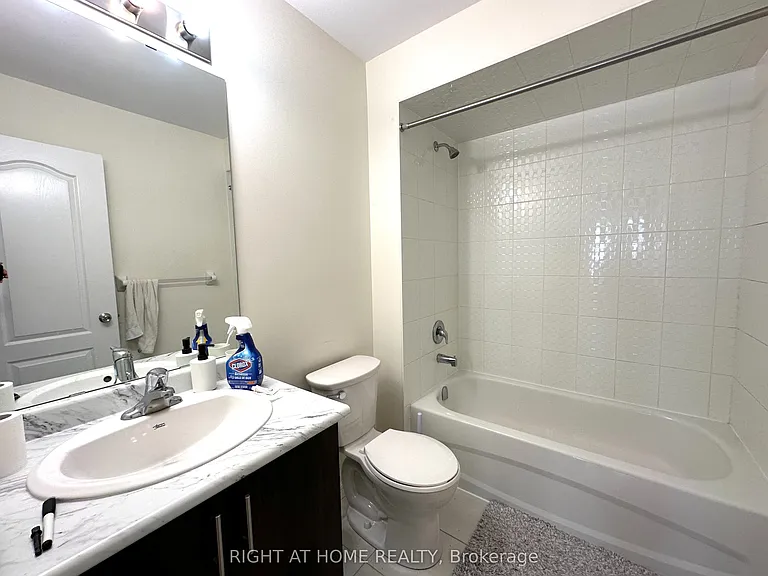 116 Hurst Dr — Photo 39