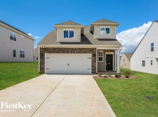 533 Hillpark Ln, Greer, SC 29651