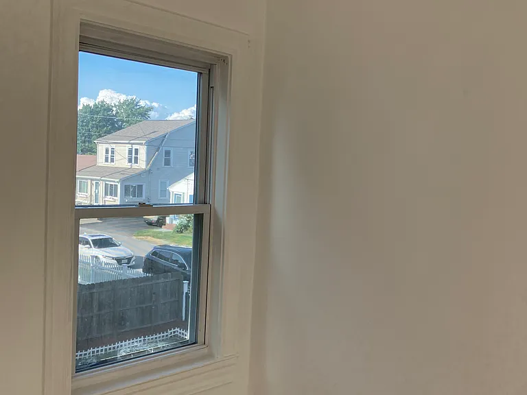 42 Garfield St #2 — Photo 9
