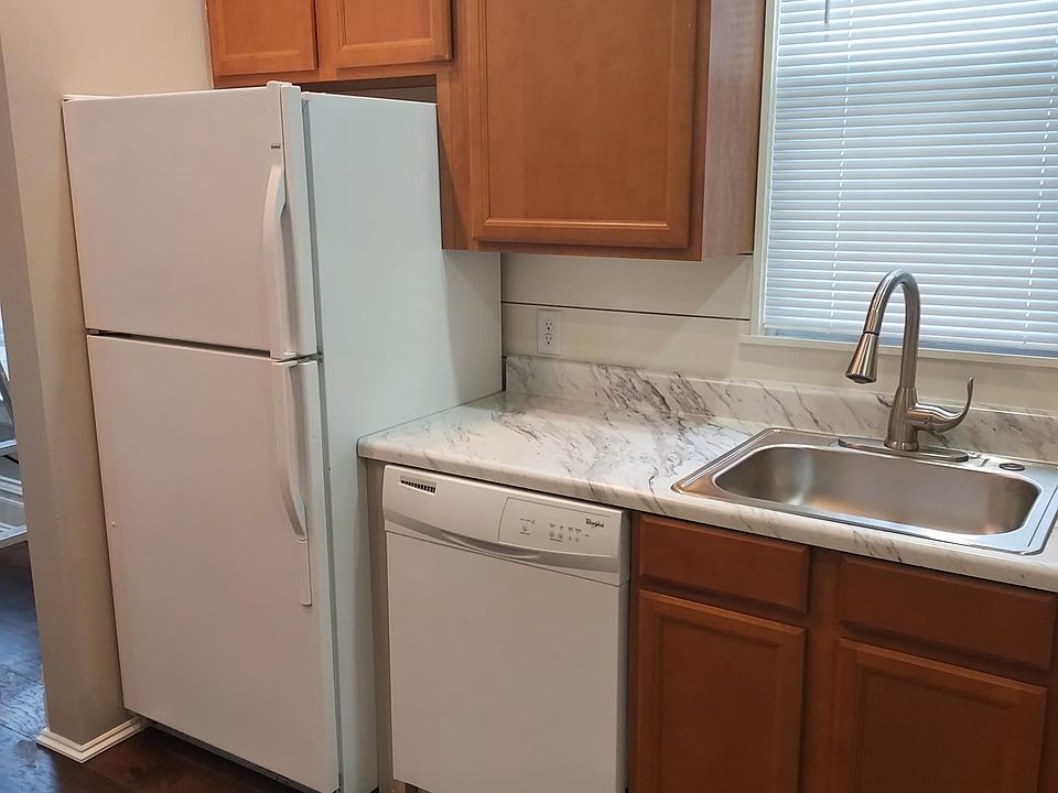 1st image of 510 W Orleans St