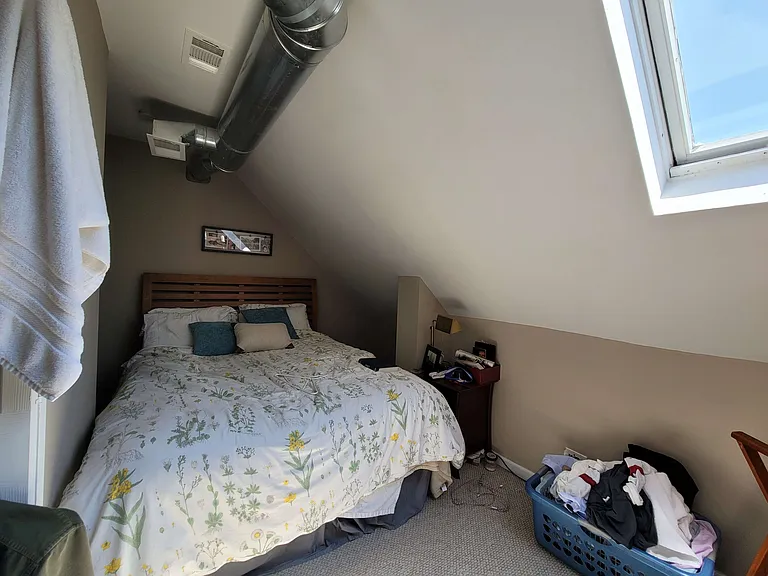2246 W Belden Ave — Photo 25