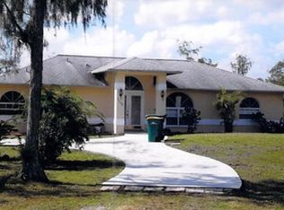 3590 33rd Ave NE, Naples, FL 34120