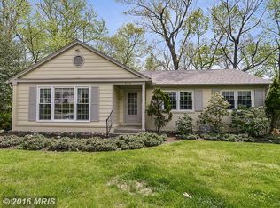 8114 Geneva Mason Rd, Potomac, MD 20854