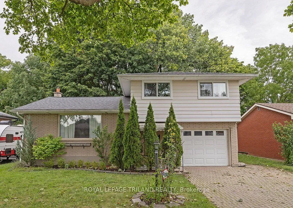 1245 Victoria Dr