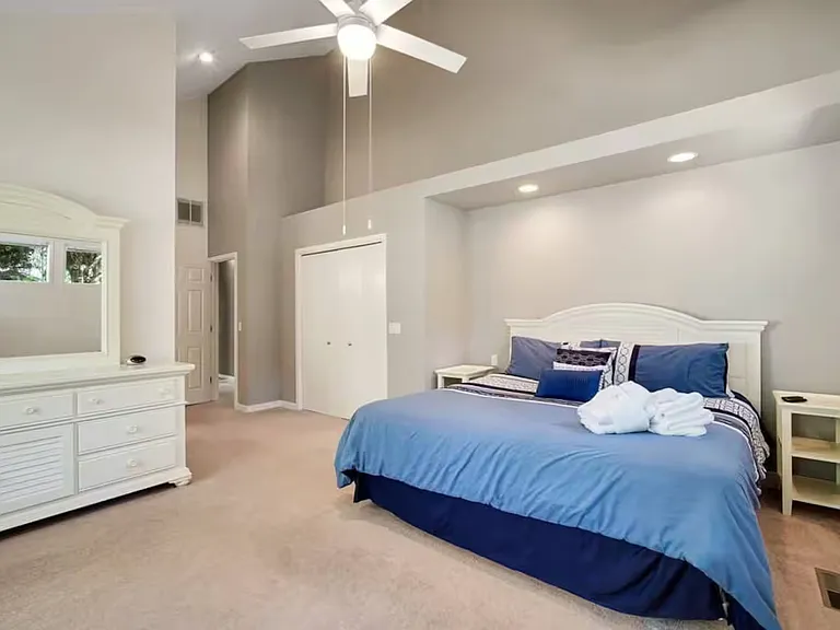 20 Heath Dr — Photo 10