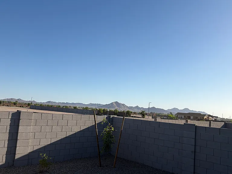 675 W Riparian Dr — Photo 7