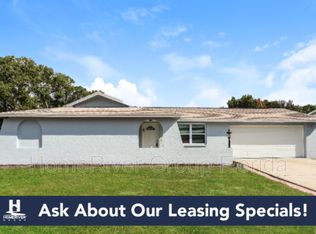 8950 Windsong Ln, Port Richey, FL 34668