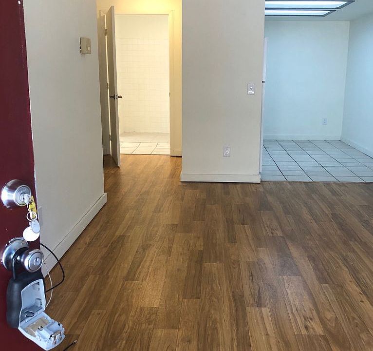 1st image of 325 23rd St SE #8444828