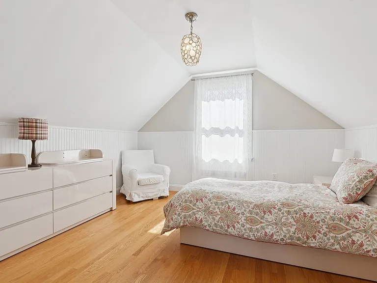 1110 Gillette Dr — Photo 10