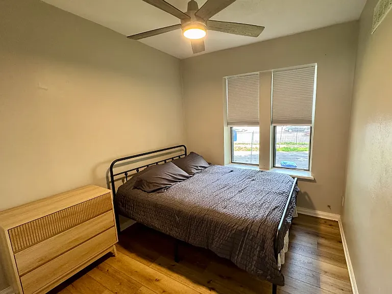 6309-13 Cabanne Ave — Photo 7