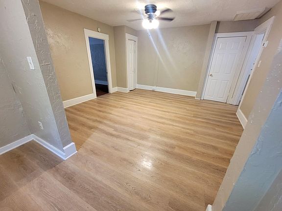 2nd image of 945 Crescent Lake Dr #3