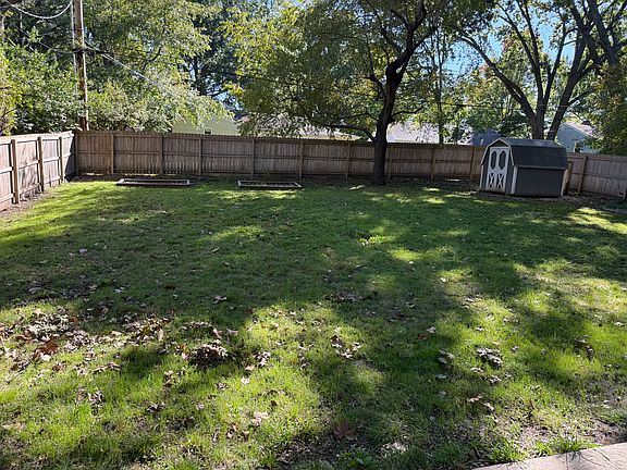 2nd image of 2519 W 79th St
