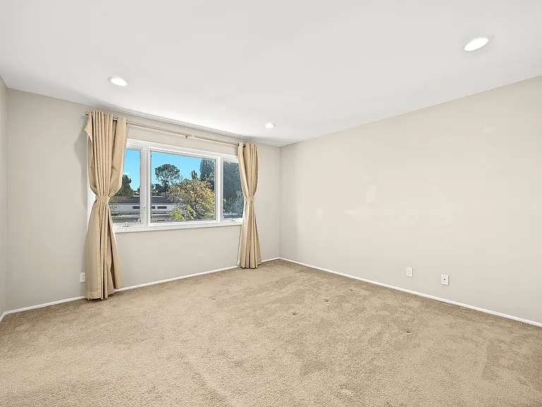 12110 Bowmore Ave — Photo 21