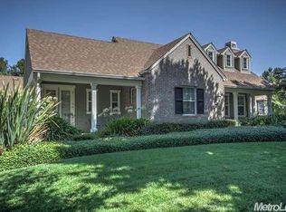 2083 Fairway Oaks Dr, Ripon, CA 95366