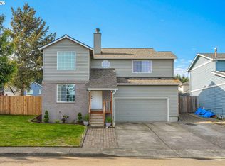 33316 SW Meadowbrook Dr, Scappoose, OR 97056