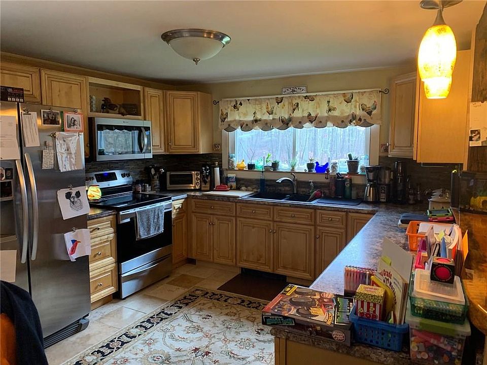 57 Plainfield Pike, Foster, RI 02825 Zillow