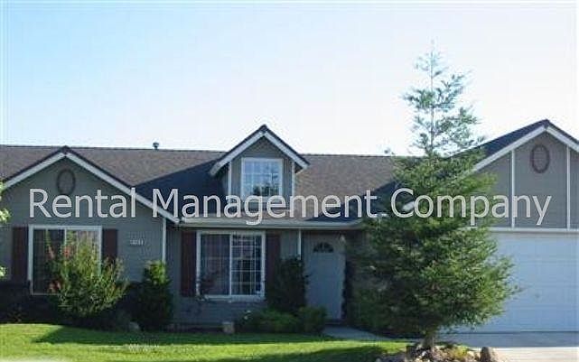 2nd image of 5744 W Magill Ave