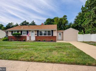 15 Sunset Blvd, Hamilton, NJ 08690