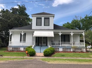 410 Franklin St, Napoleonville, LA 70390