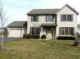 2289 Woods Edge Rd, Perrysburg, OH 43551