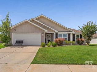 215 Landing Dr, Foley, AL 36535