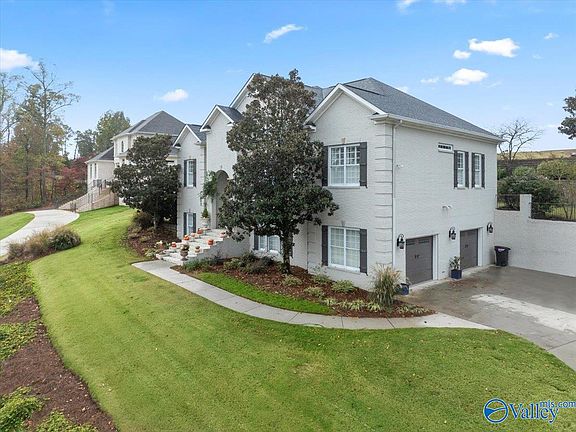 4th image of 1003 Heritage Dr