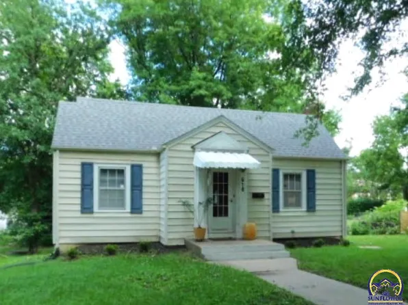 618 Iowa Ave, Holton, KS 66436