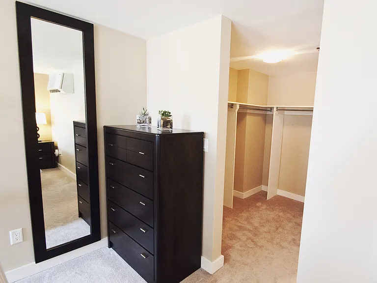 126 Sparks St — Photo 14