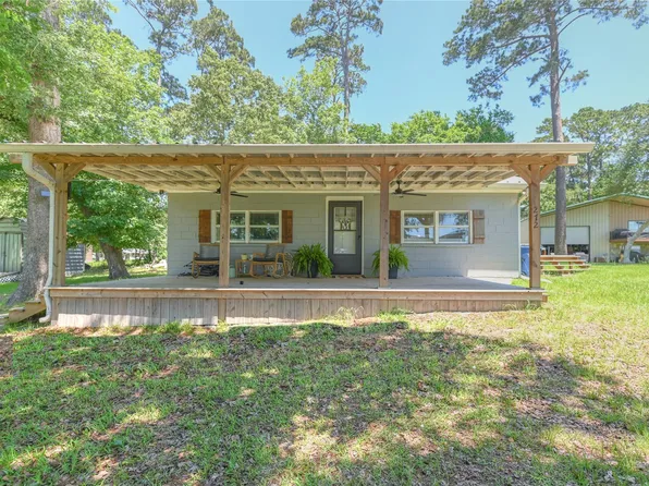 272 Sassafras Dr, Trinity, TX 75862
