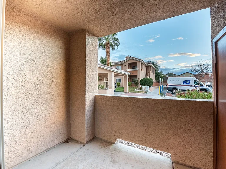 1050 E Cactus Ave #1082 — Photo 24
