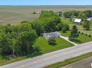 10654 State Route 125, Pleasant Plains, IL 62677