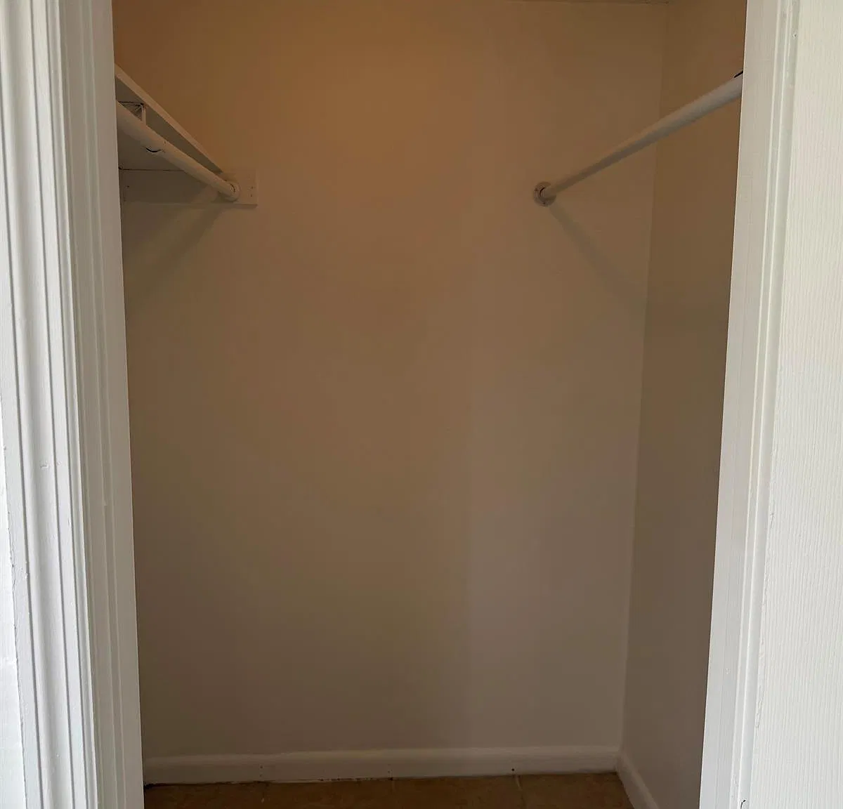 2 bed, 992 sqft, $1,500 — Photo 1