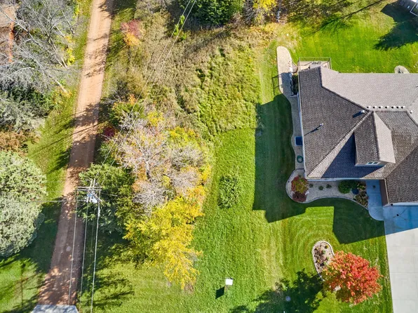 201 Lydia Rd, Jordan, MN 55352