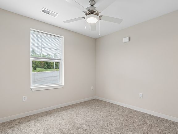 5th image of 220 Park Ridge Rd #1368307d0