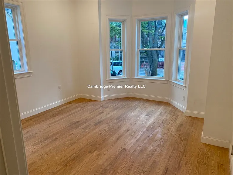 6 Beech St #2 — Photo 11