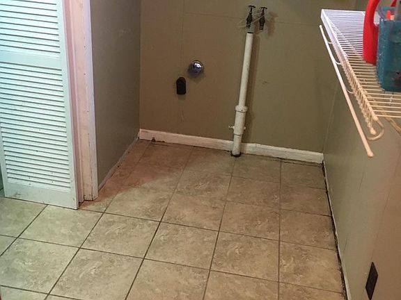 3rd image of 45 Juliana Dr