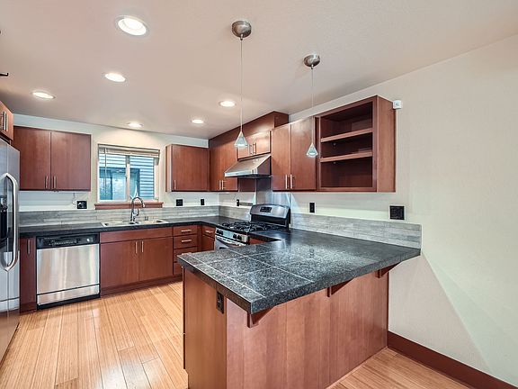 2nd image of 5519 28th Ave NW