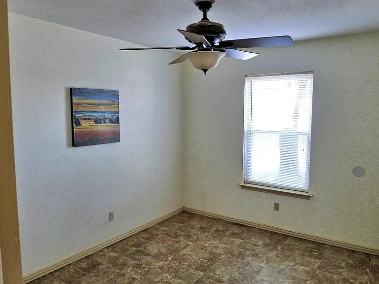 3001 Barnes Dr — Photo 13