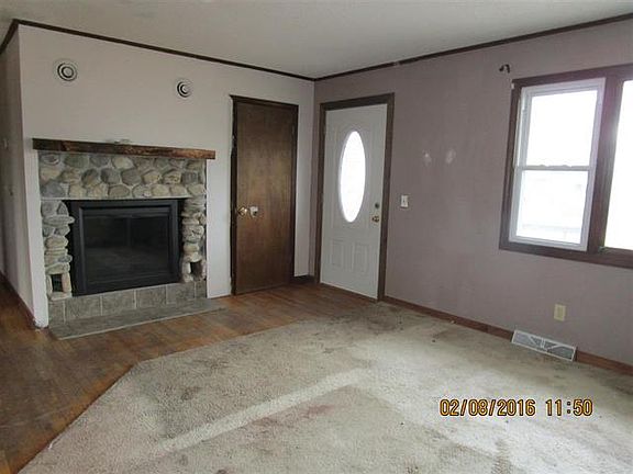 4th image of 476 Dix Ave