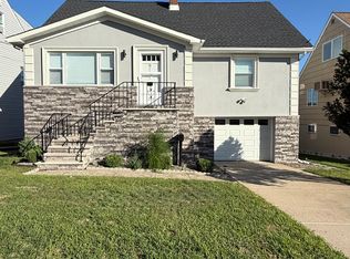 292 Mount Pleasant Ave, Wallington, NJ 07057