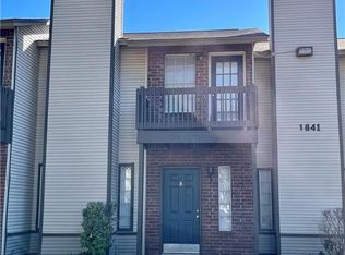 1841 River Crossing Cir APT B, Austin, TX 78741