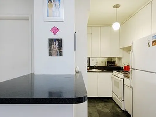 Sold by Citi Habitats | media 23