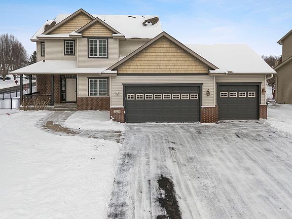 4th image of 2251 132nd Ct NE