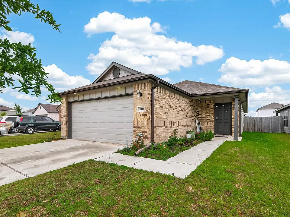10411 Meadow Saffron Dr