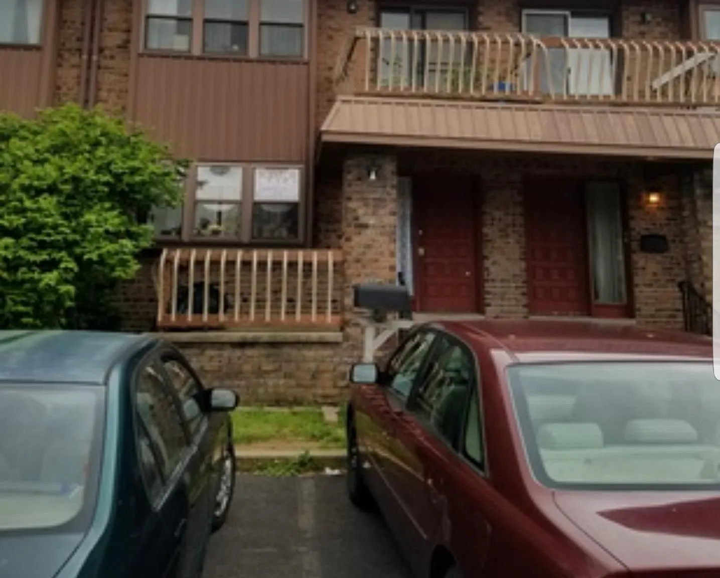 2437 Tremont St — Photo 3