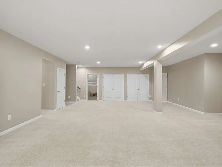 20920 Ashburn Heights Dr — Photo 44