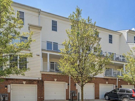 3rd image of 4458 Beacon Grove Cir #605A