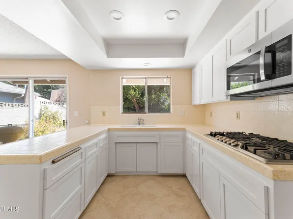 1078 Stanford Dr, Simi Valley, CA 93065