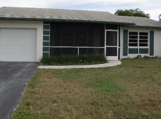 9572 Richmond Cir, Boca Raton, FL 33434