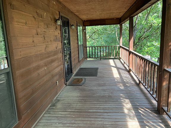 4th image of 1402 Holmes Rd